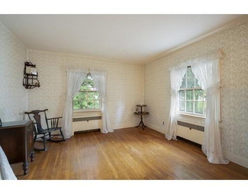 34 St Marys Road Milton, MA 02186 - Photo 11 of 22 Gallery Image 11
