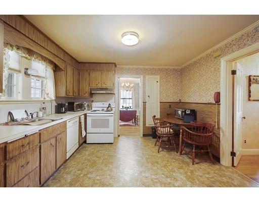 34 St Marys Road Milton, MA 02186 - Photo 9 of 22 Gallery Image 9