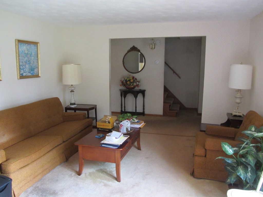 30 Bridle Path Road West Springfield, MA 01089 - Photo 4 of 21 Gallery Image 4