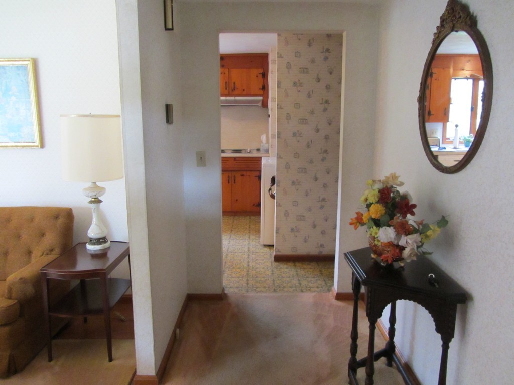 30 Bridle Path Road West Springfield, MA 01089 - Photo 5 of 21 Gallery Image 5