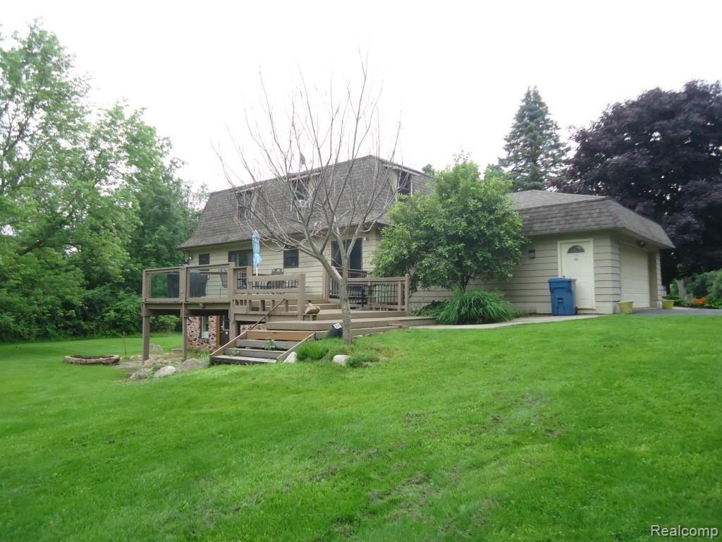 6335 Lahring Road Holly, MI 48442 - Photo 10 of 50 Rear 2