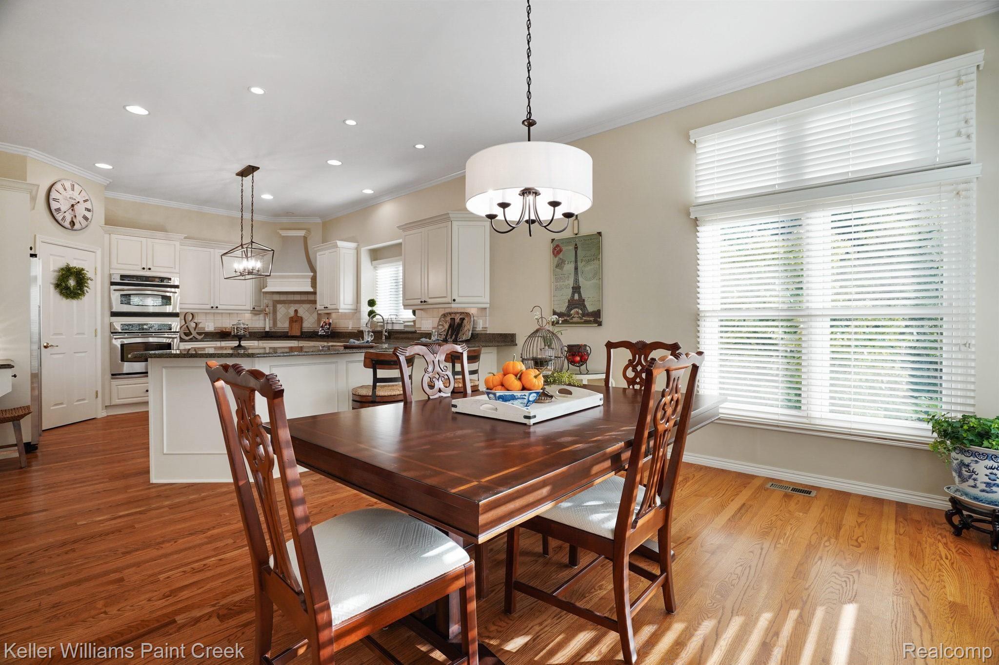 5136 Newport Court Rochester, MI 48306 - Photo 15 of 41 Updated lighting throughout!