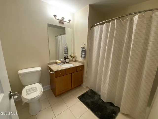 $1,693 | 3 Hampstead Place, Unit 214, Saratoga Springs, NY 12866