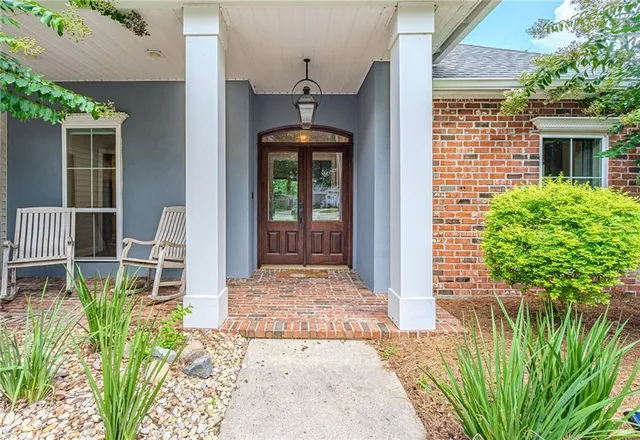 $427,500 | 119 Avalon Place, Hahnville, LA 70057