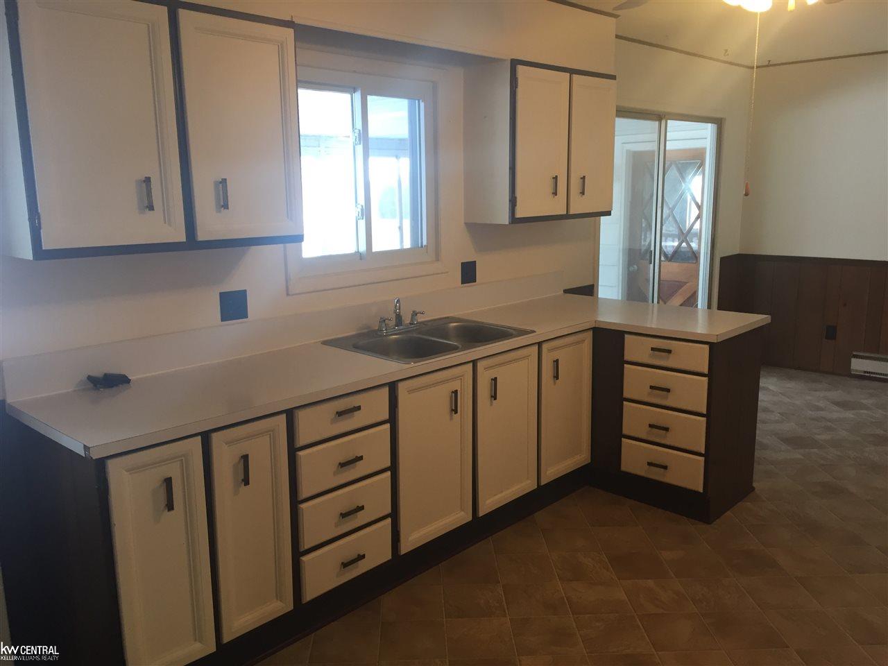 2355 Durham Road Utica, MI 48317 - Photo 5 of 22 31276371-4.JPG