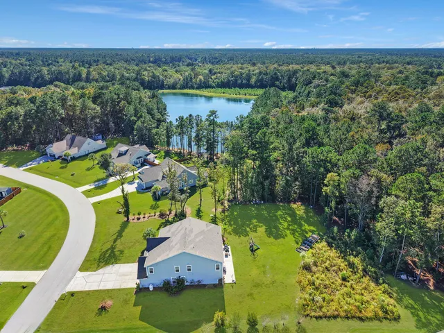 $990,000 | 547 Pontoon Road, Huger, SC 29450
