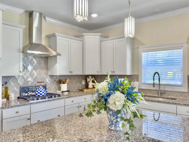 $990,000 | 547 Pontoon Road, Huger, SC 29450