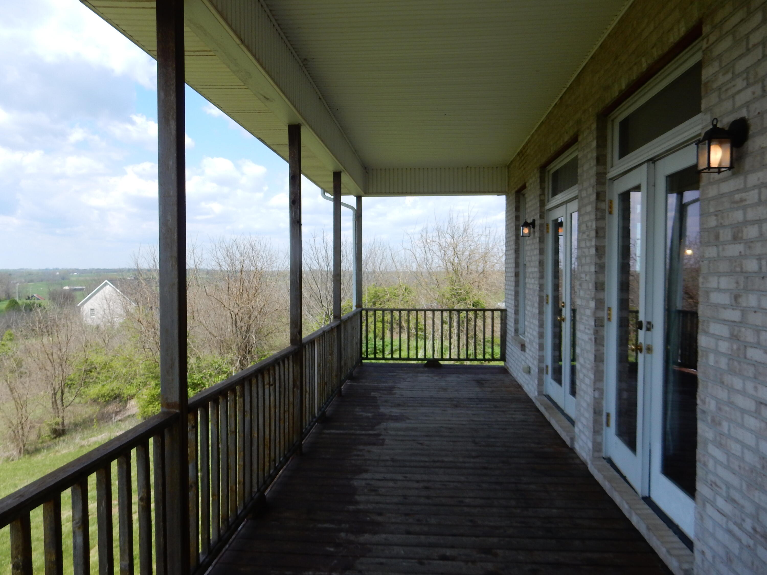 297 Youngs Mill Road Paris, KY 40361 - Photo 16 of 36 Guest Cottage