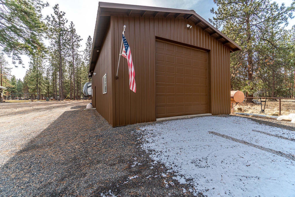 19435 Calico Road Bend, OR 97702 - Photo 49 of 73 RileyVisualsa-18