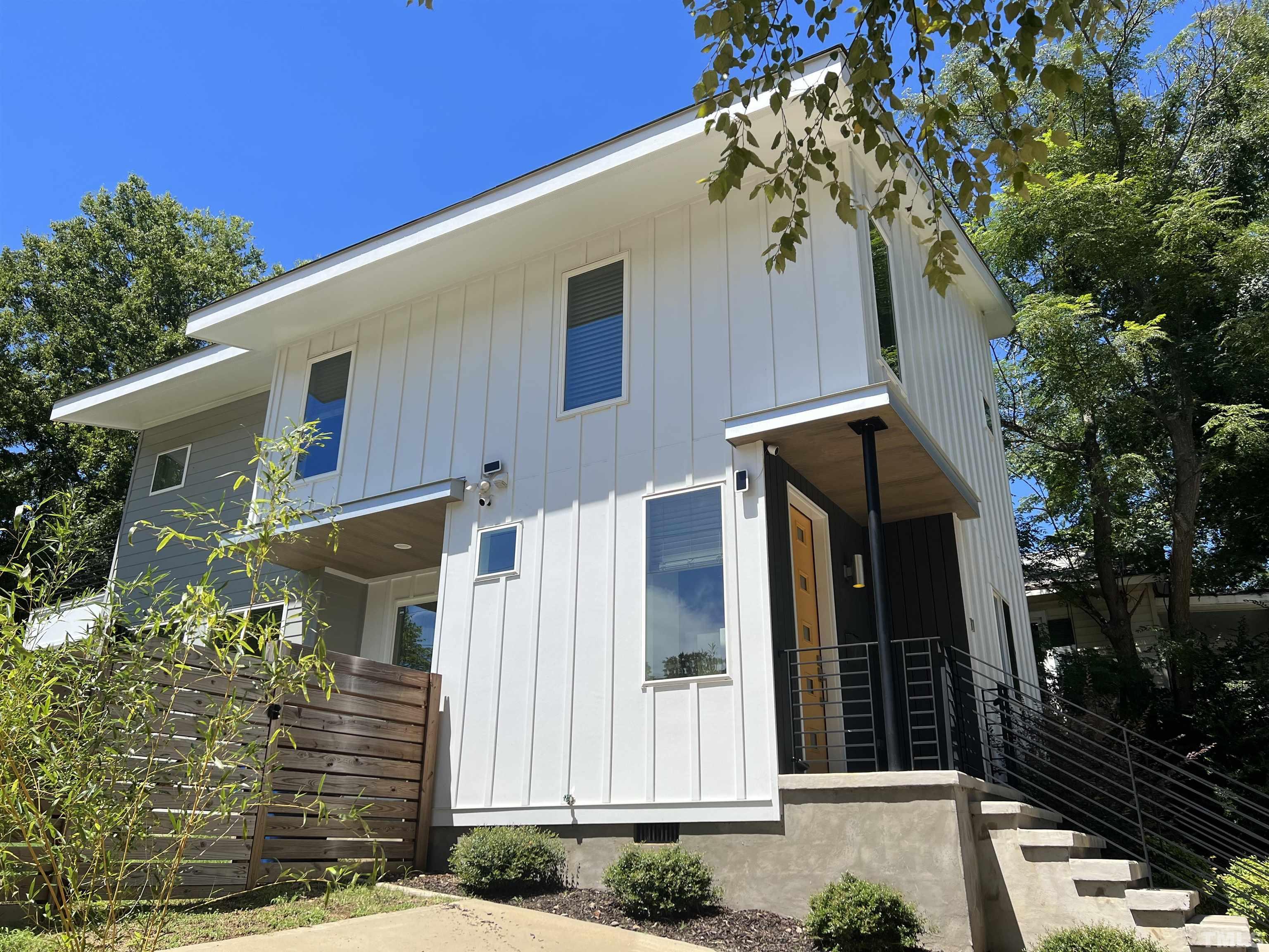 11 St Augustine Raleigh, NC 27610 - Photo 2 of 33