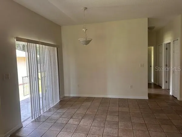 $1,800 | 745 East Crane Avenue, Mount Dora, FL 32757