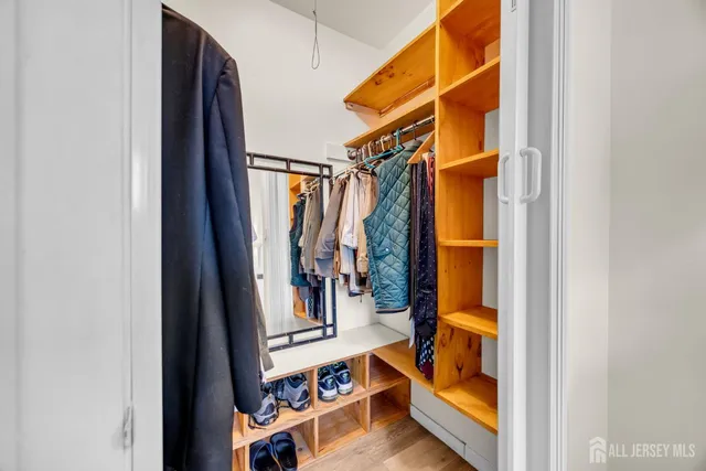 $259,900 | 5017 Ravens Crest Drive, Plainsboro, NJ 08536