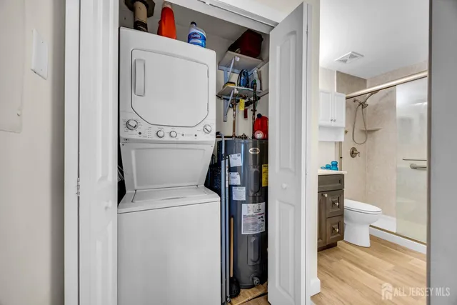 $259,900 | 5017 Ravens Crest Drive, Plainsboro, NJ 08536