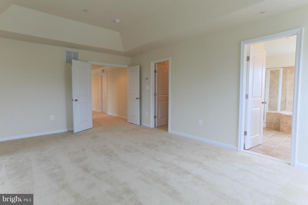 9419 Cross Road Perry Hall, MD 21128 - Photo 21 of 30 Bedroom (Master)
