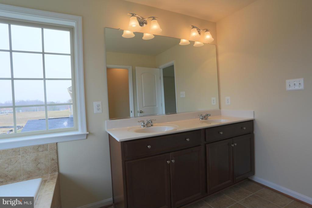 9419 Cross Road Perry Hall, MD 21128 - Photo 24 of 30 Bath (Master)