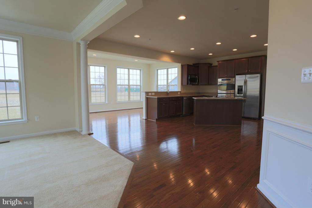 9419 Cross Road Perry Hall, MD 21128 - Photo 5 of 30 Family Room