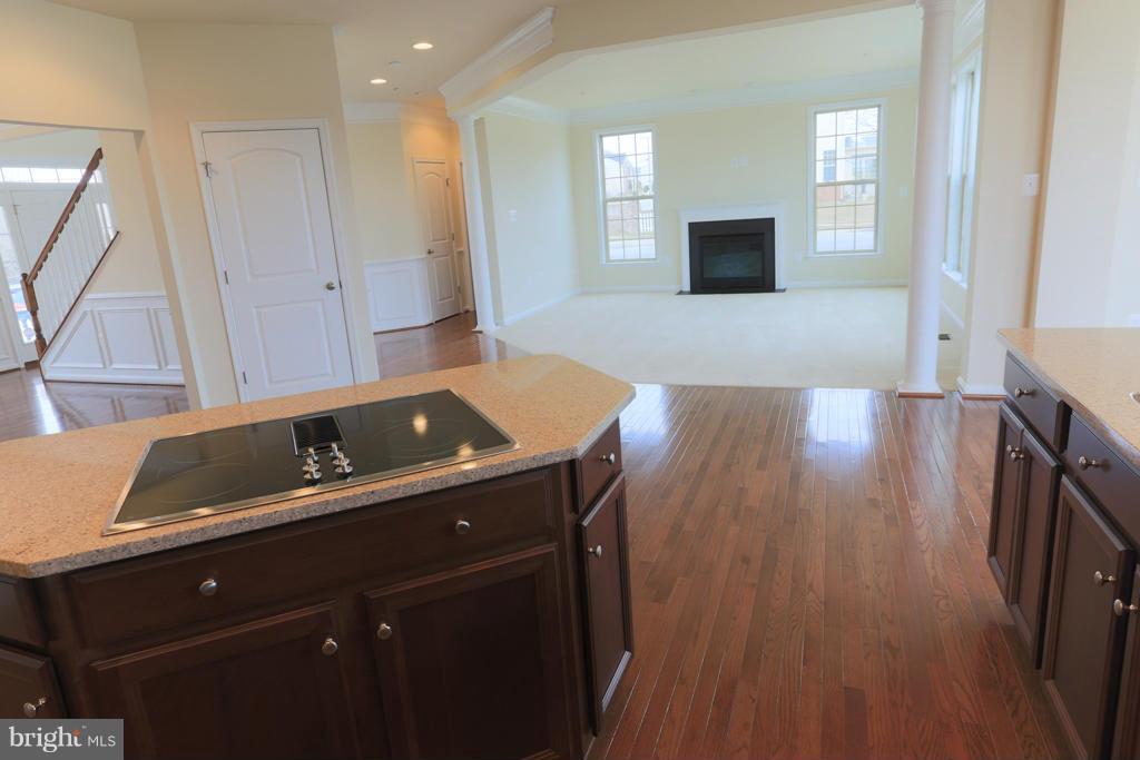 9419 Cross Road Perry Hall, MD 21128 - Photo 10 of 30 Kitchen