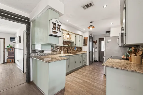 $254,990 | 38241 North Bonnie Lake Drive, Hempstead, TX 77445