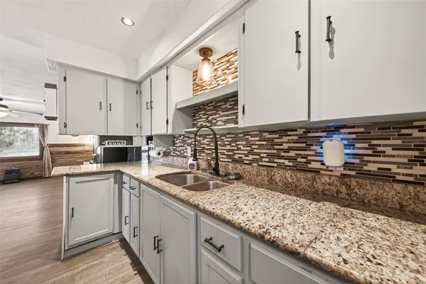 $254,990 | 38241 North Bonnie Lake Drive, Hempstead, TX 77445