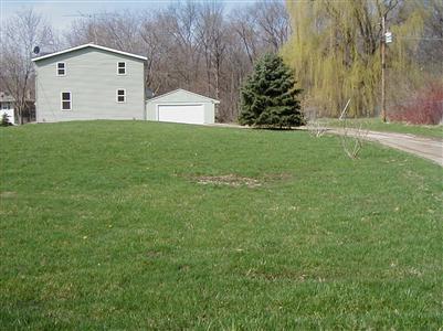 2050 Roslin Road Benton Harbor, MI 49022 - Photo 1 of 5 Primary Photo