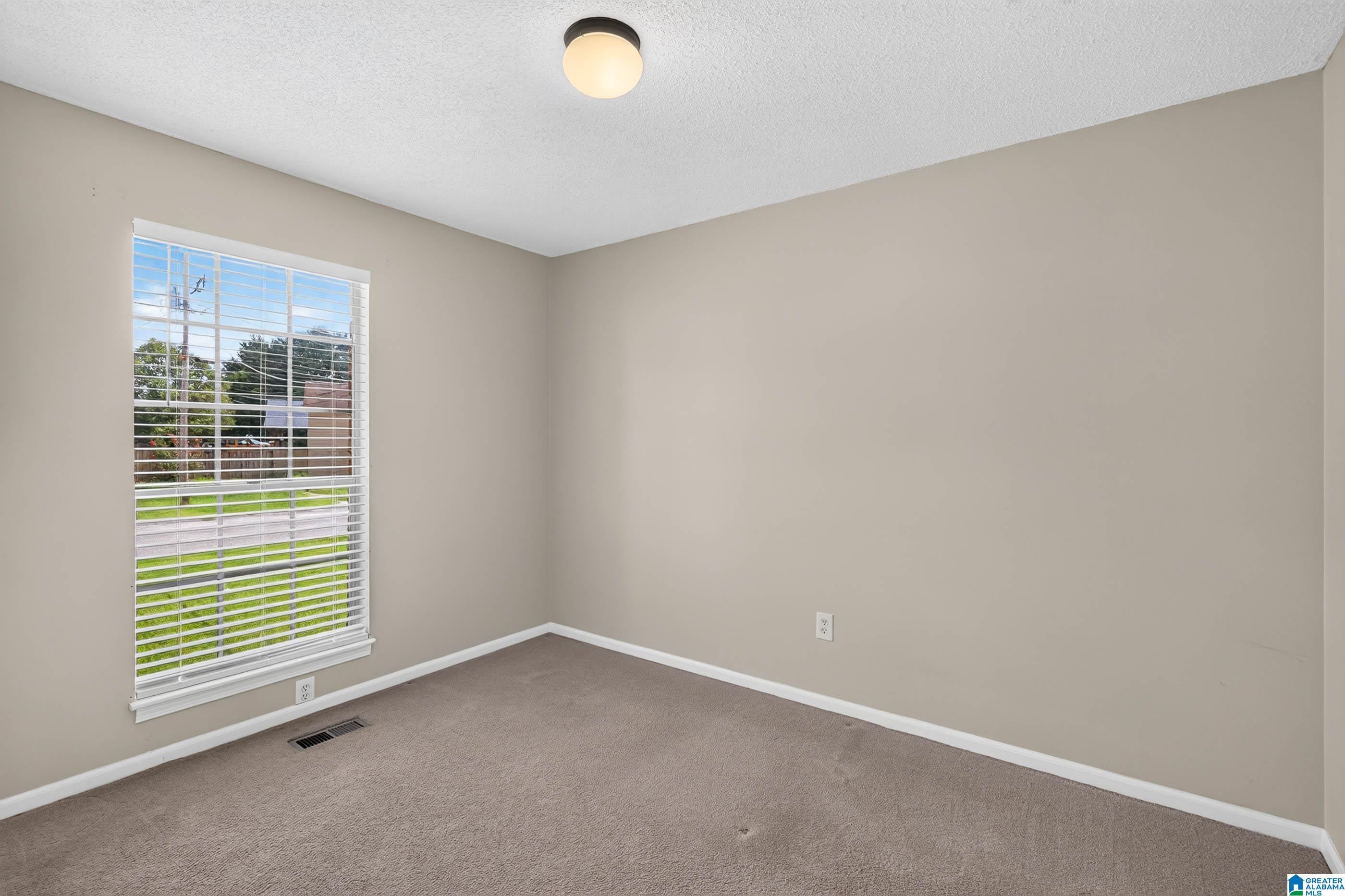 504 Overhill Road Pelham, AL 35124 - Photo 13 of 23 Gallery Image 13