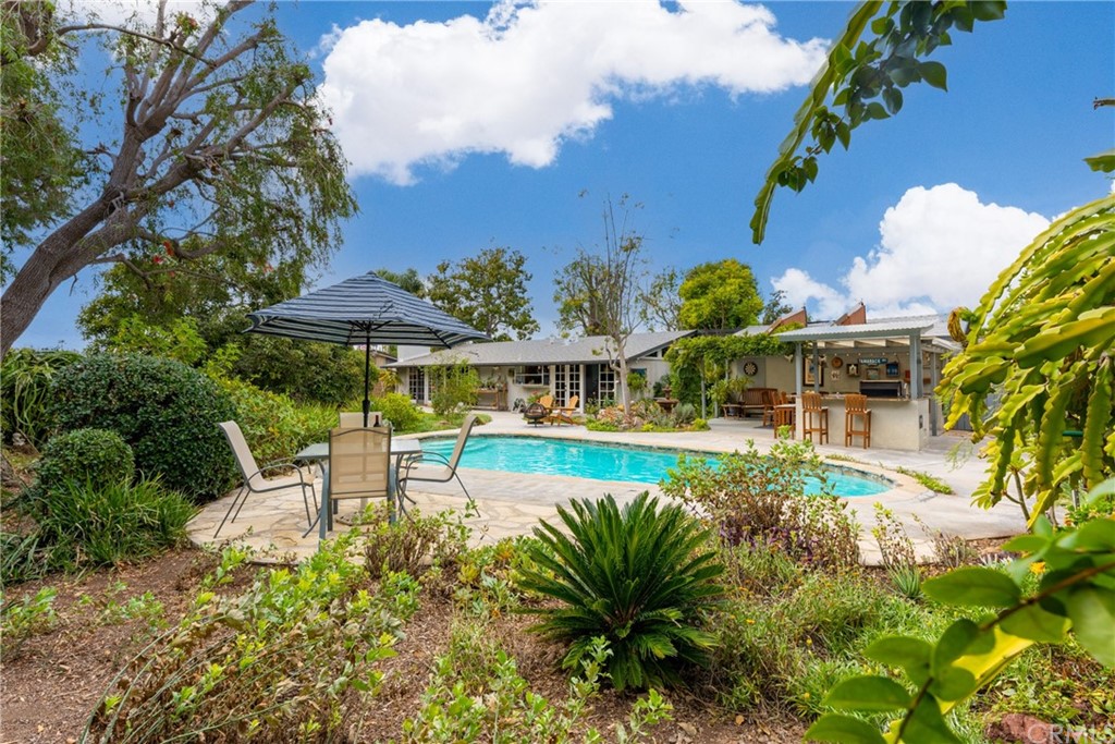 12882 Dunas Road Santa Ana, CA 92705 - Photo 1 of 1 https://matrix.crmls.org/Matrix/MediaManager/ShowImage.aspx?tbl=50&mtid=1&tmui=362079826&mf=PU42794669&w=128&h=96&q=99&md=0001-01-01%2000:00:00.000