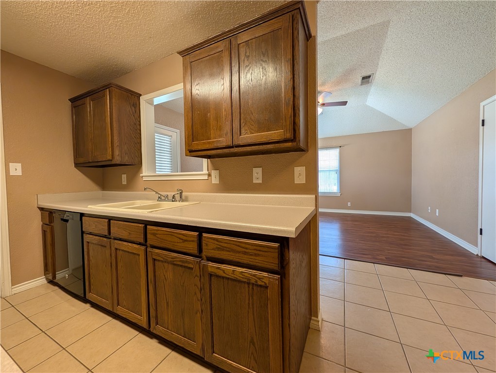 1644 West County Line Road New Braunfels, TX 78130 - Photo 13 of 38 Gallery Image 13