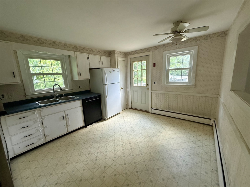 5 Delmar Road Medway, MA 02053 - Photo 6 of 15