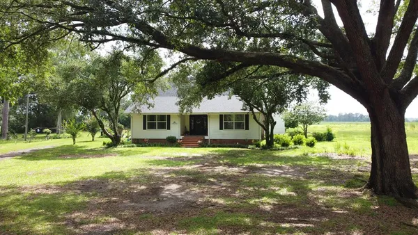 $380,000 | 225 J M Odom Road, Moultrie, GA 31788