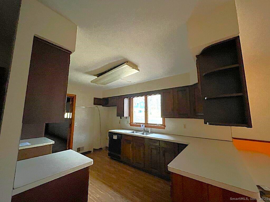 3 Medley Lane Clinton, CT 06413 - Photo 15 of 35 a kitchen with stainless steel appliances a sink stove and refrigerator