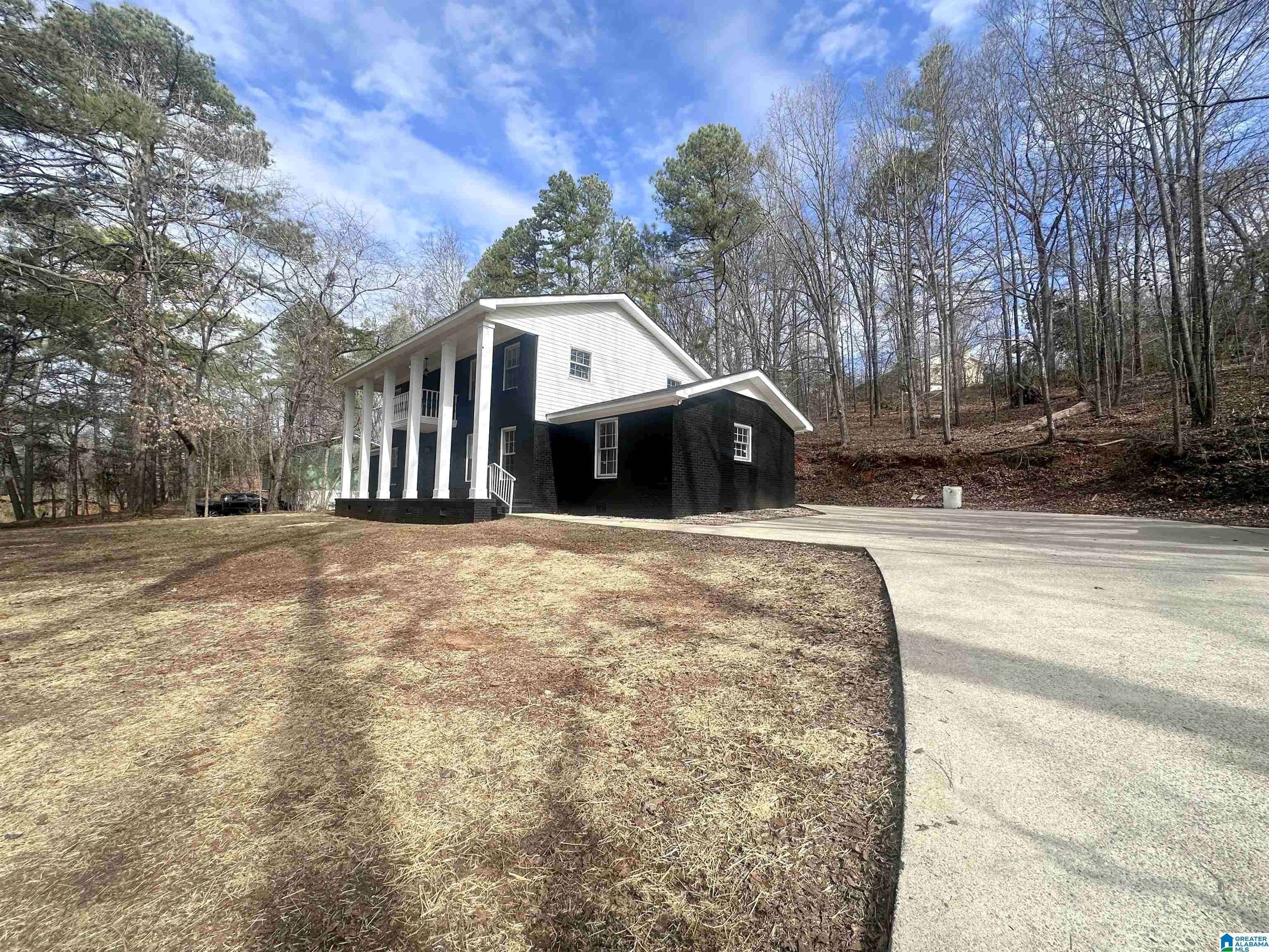 6103 Saks Road Anniston, AL 36206 - Photo 2 of 32