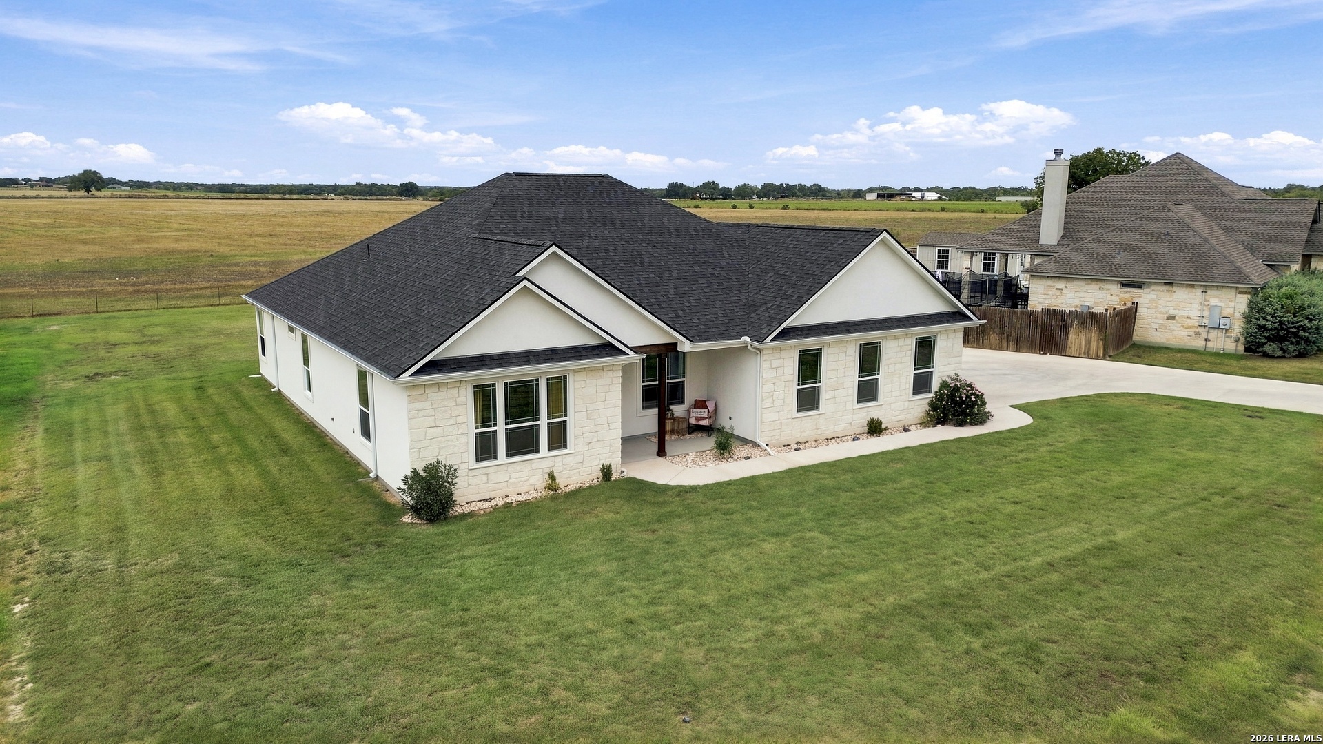 192 Kimbrough Road Seguin, TX 78155 - Photo 6 of 44 Gallery Image 6