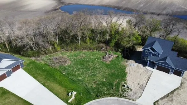 $69,999 | 552 Leonard Street, Hawley, MN 56549