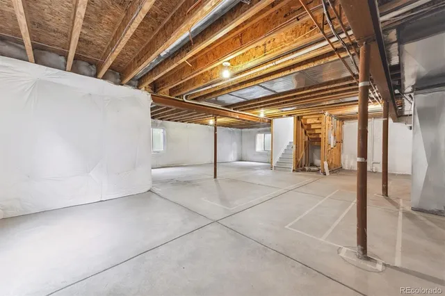 a view of a golf course with a garden