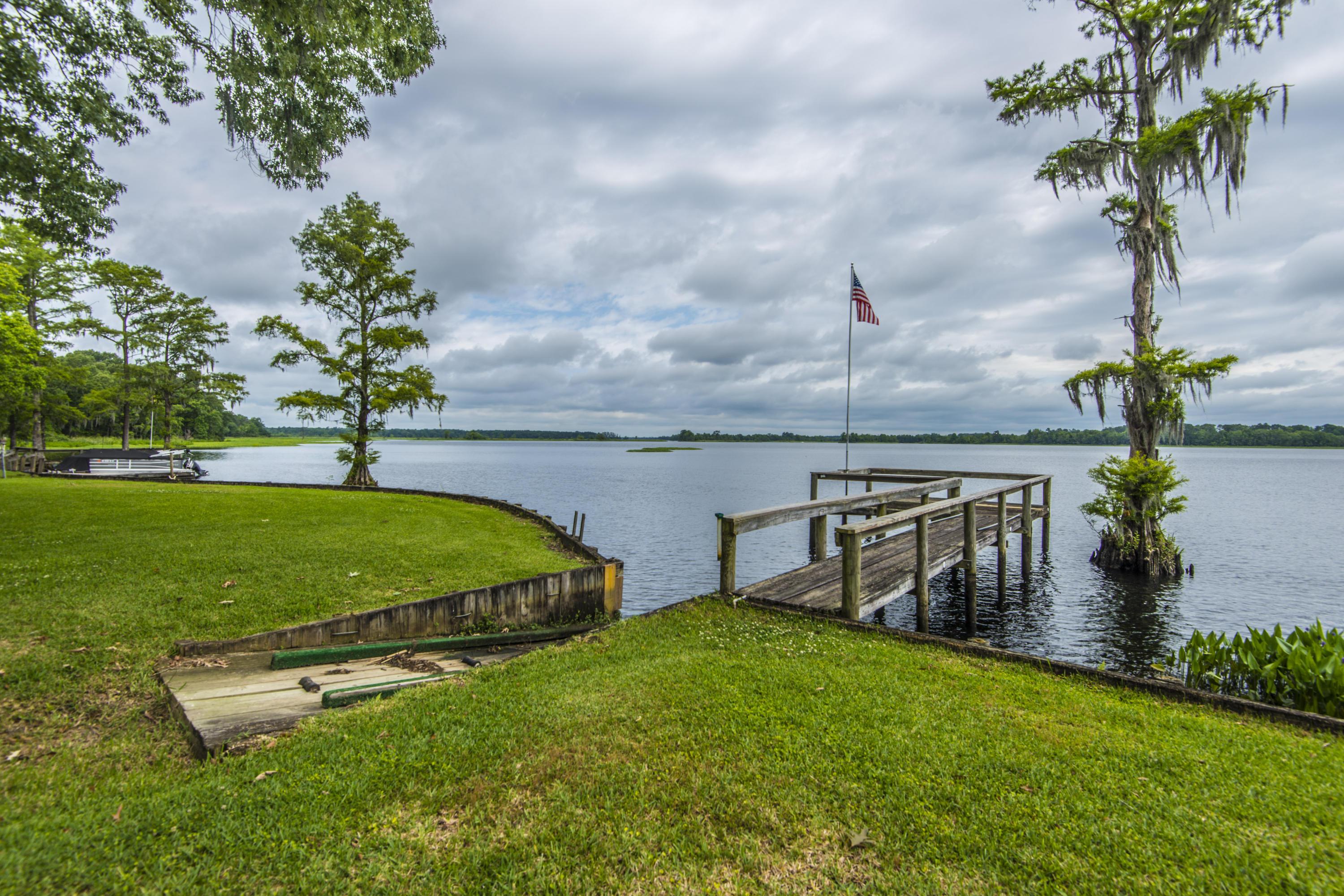 2008 Rock Fish Road Moncks Corner, SC 29461 - Photo 4 of 35 _DSC5456