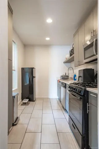 $625,000 | 121 Montgomery Street, Newburgh, NY 12550