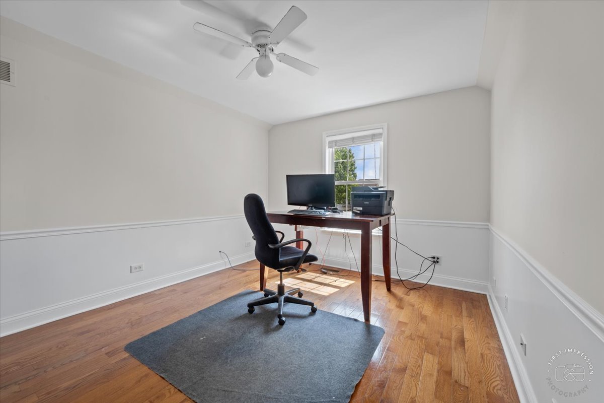 1113 Ward Road Batavia, IL 60510 - Photo 19 of 33 Gallery Image 19