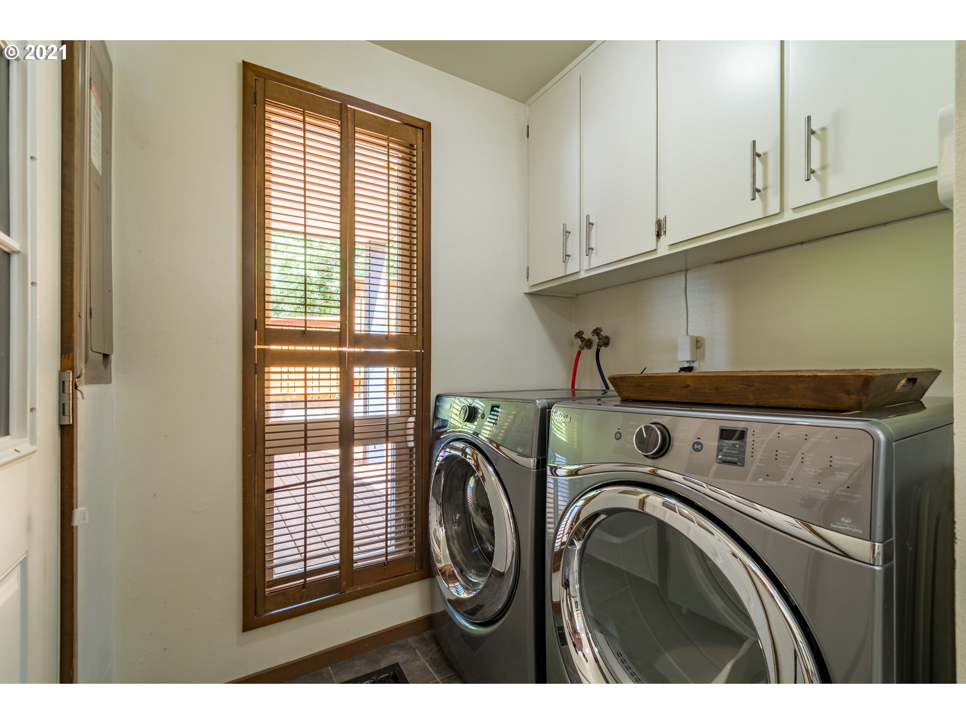 2430 Spring Boulevard Eugene, OR 97403 - Photo 13 of 30 Gallery Image 13