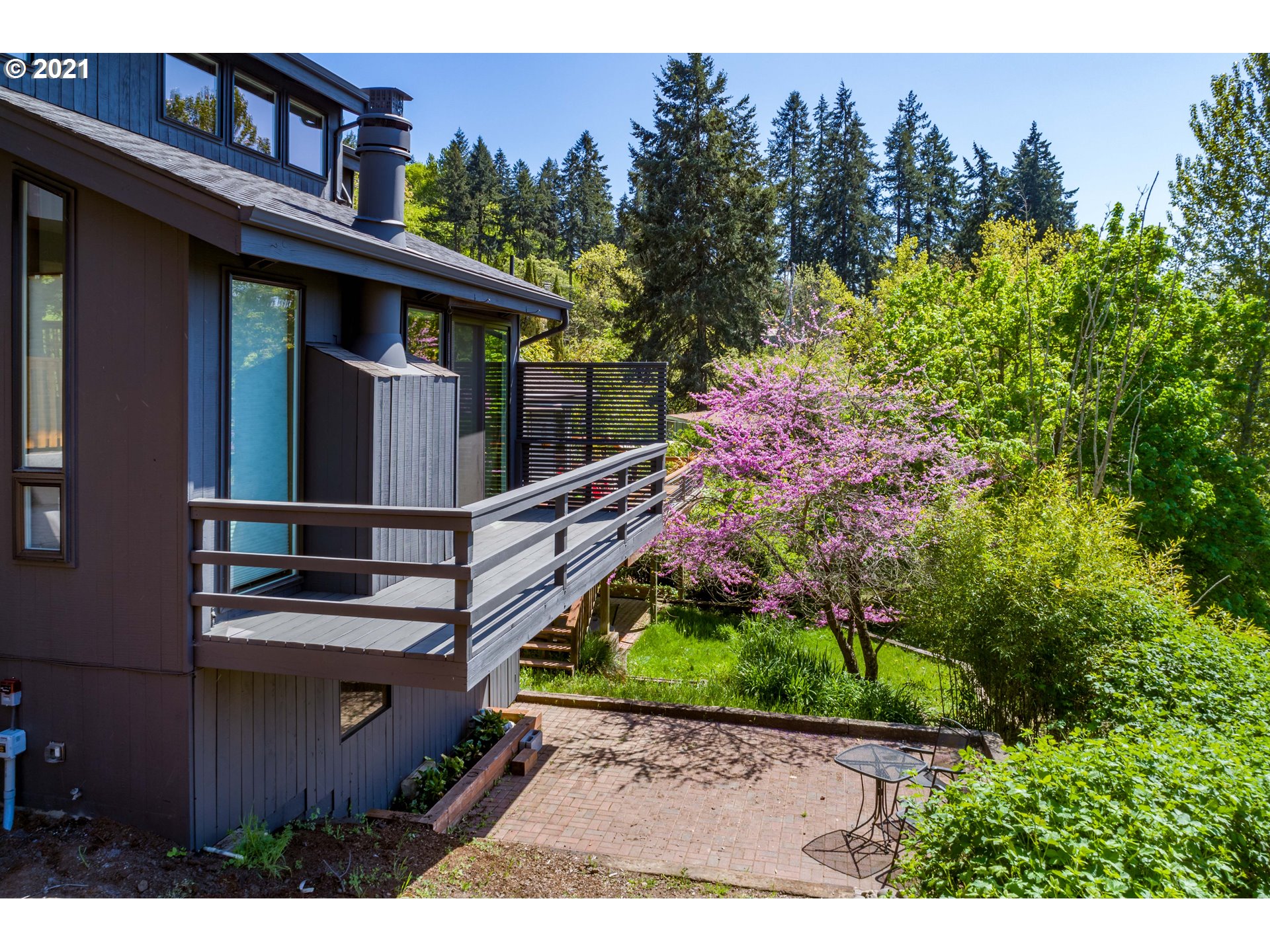 2430 Spring Boulevard Eugene, OR 97403 - Photo 28 of 30 Gallery Image 28