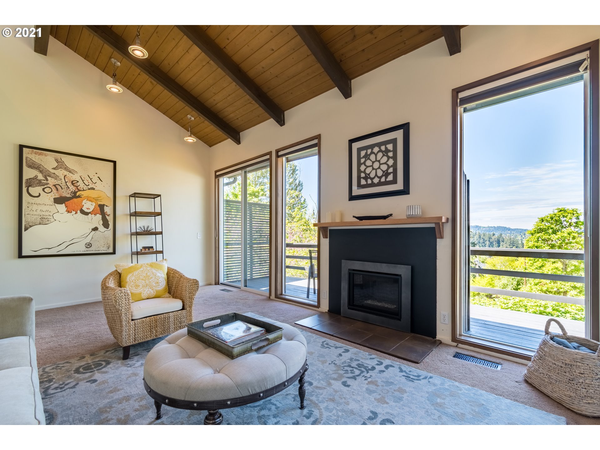 2430 Spring Boulevard Eugene, OR 97403 - Photo 6 of 30 Gallery Image 6