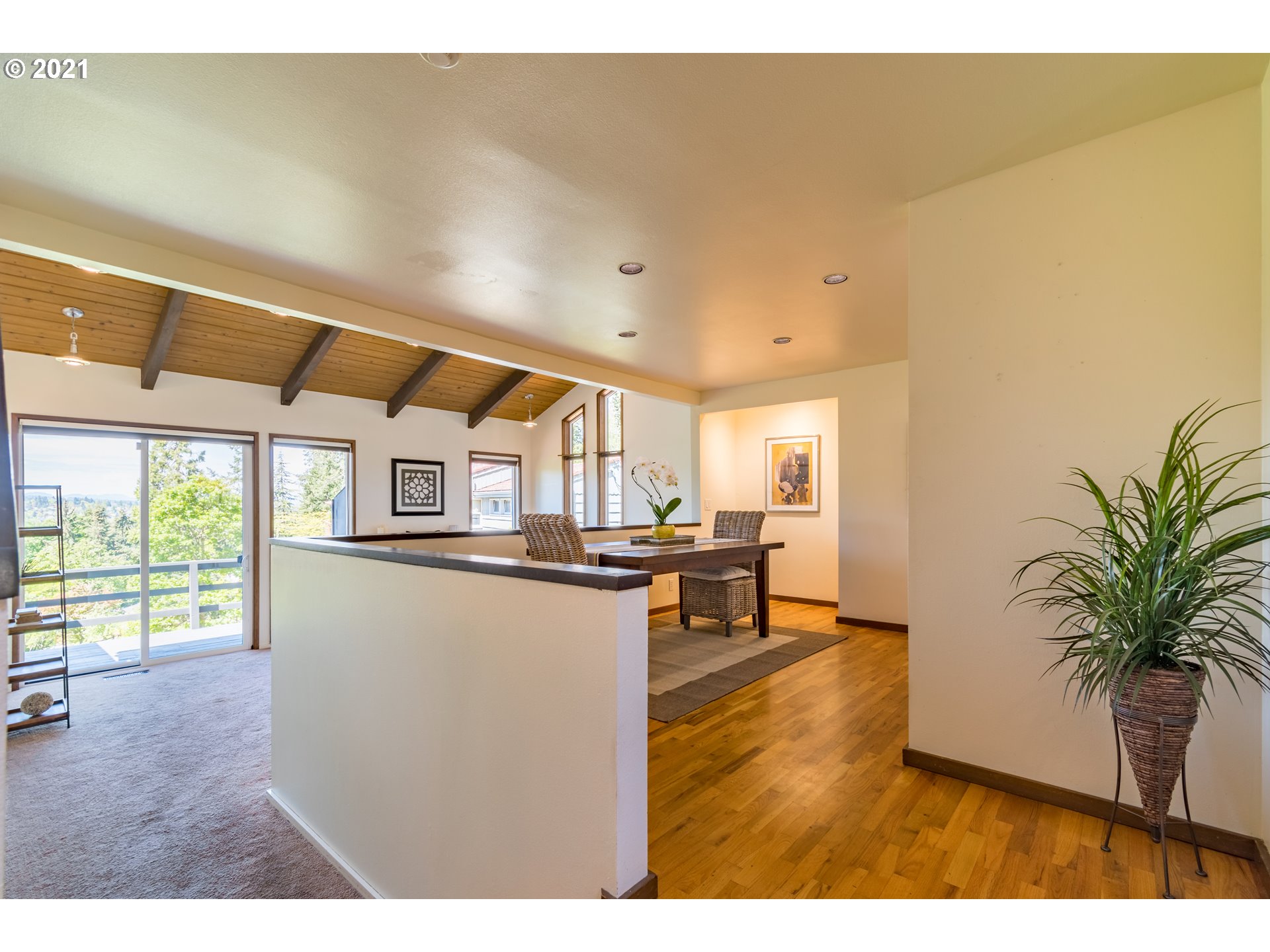 2430 Spring Boulevard Eugene, OR 97403 - Photo 8 of 30 Gallery Image 8