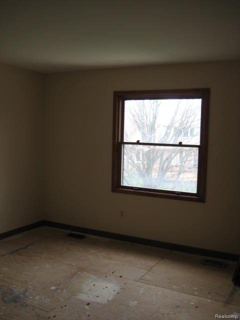 31271 Country Ridge Circle Farmington, MI 48331 - Photo 14 of 22 IMG_0301.JPG