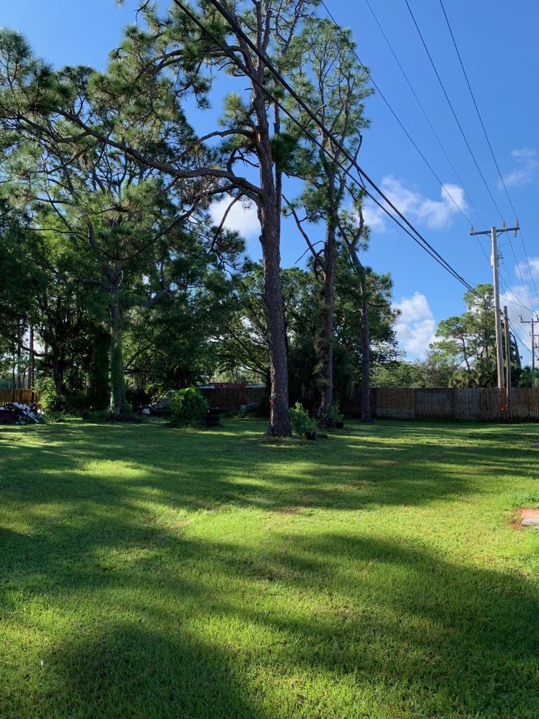 119 Ohio Road Lake Worth, FL 33467 - Photo 11 of 12 Long View Of Property