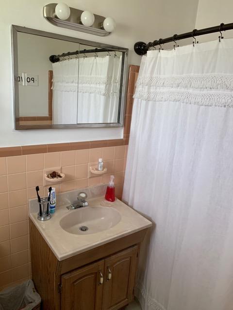119 Ohio Road Lake Worth, FL 33467 - Photo 9 of 12 Bathroom