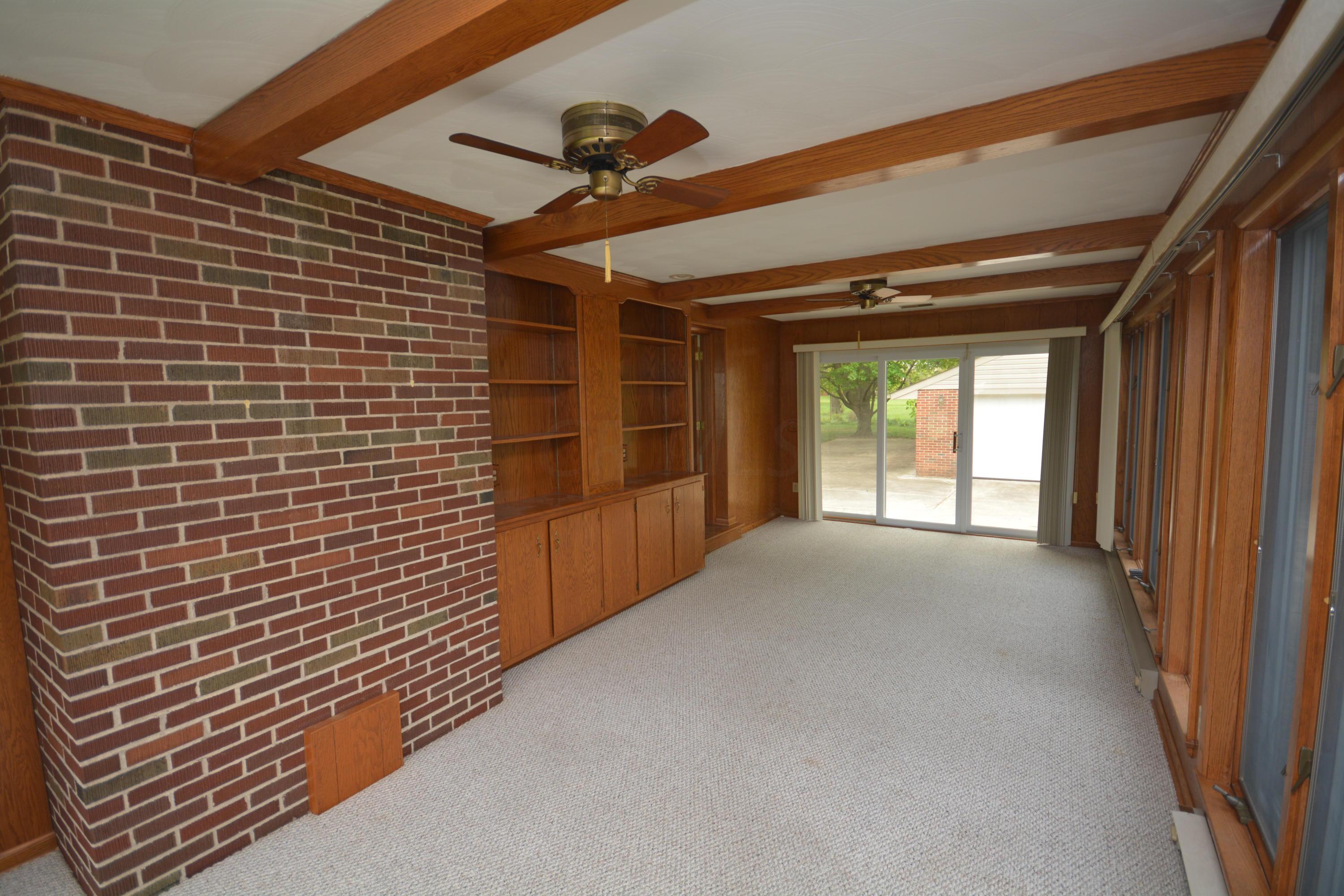 4679 Wingate Road Columbus, OH 43232 - Photo 12 of 25 Gallery Image 12