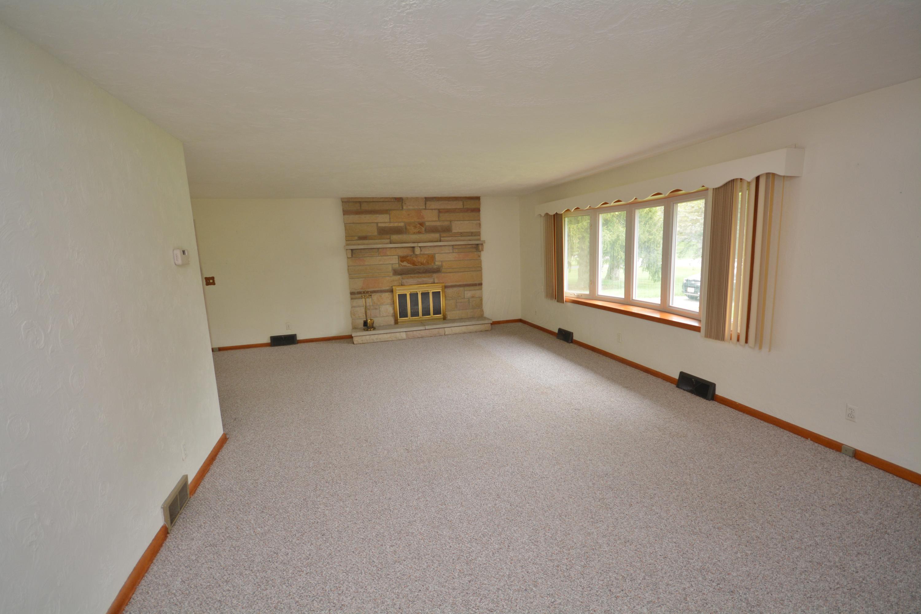 4679 Wingate Road Columbus, OH 43232 - Photo 7 of 25 Gallery Image 7