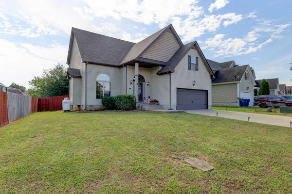 $325,000 | 3747 Fox Hole Drive, Clarksville, TN 37040