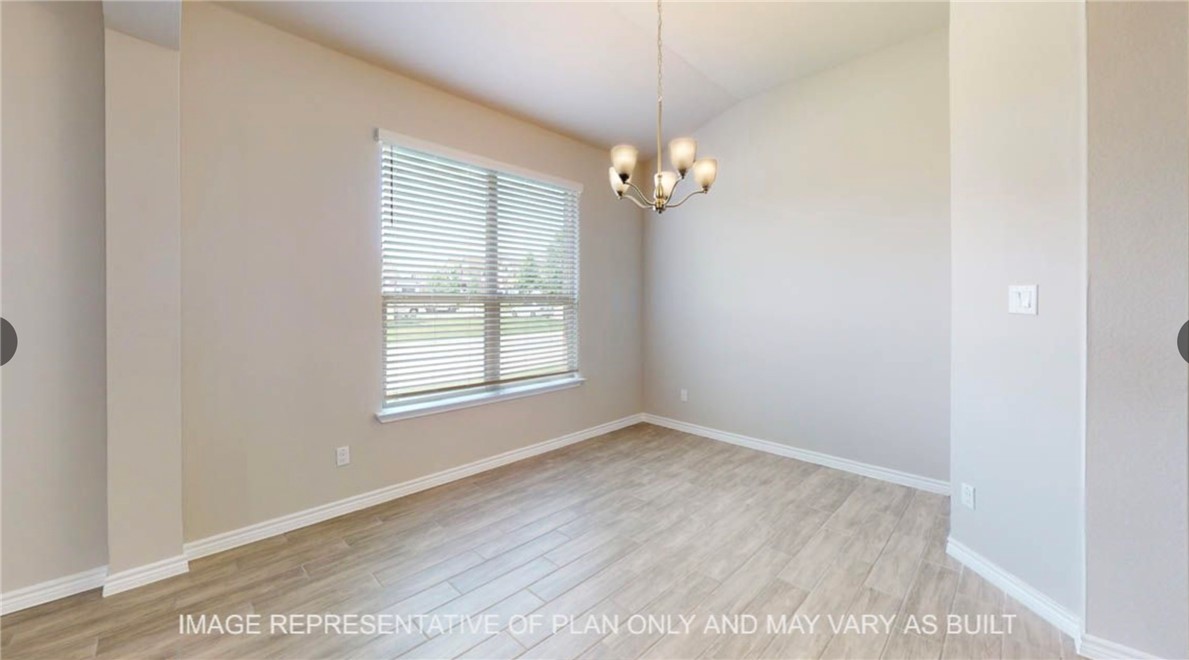 9805 Bridlewood Lane Waco, TX 76708 - Photo 8 of 35 a view of livingroom with window