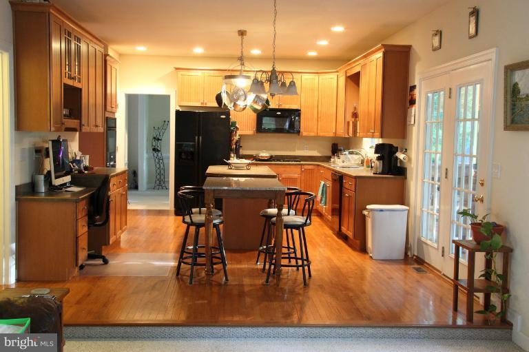 470 Cropp Road Fredericksburg, VA 22406 - Photo 1 of 21 Kitchen