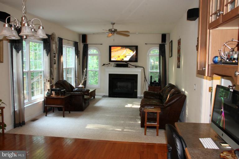 470 Cropp Road Fredericksburg, VA 22406 - Photo 15 of 21 Family Room